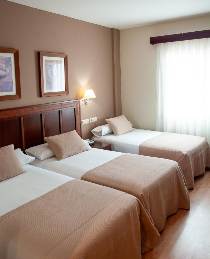 Arva Santiago Leon Hotel Exterior photo
