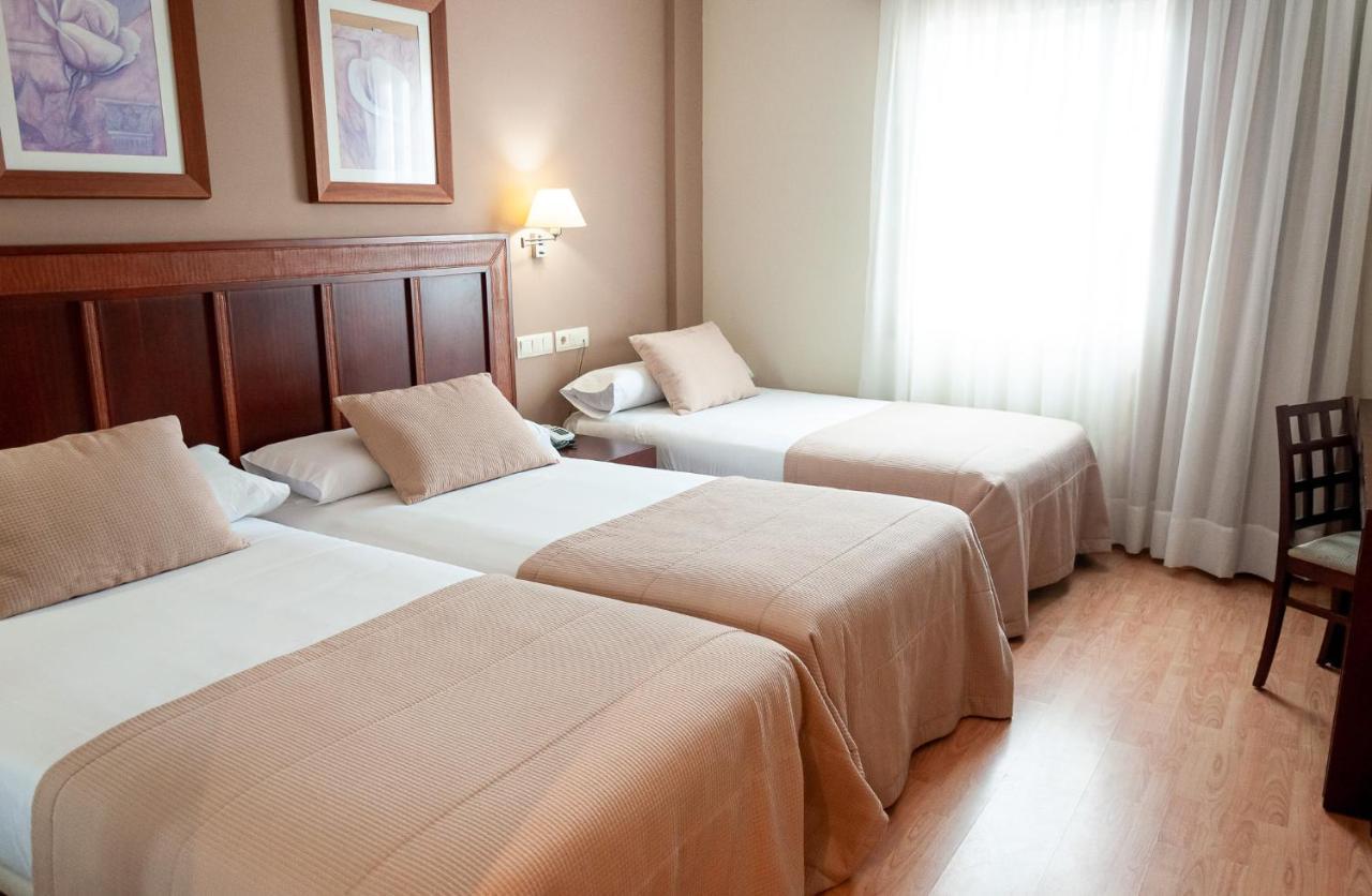 Arva Santiago Leon Hotel Exterior photo