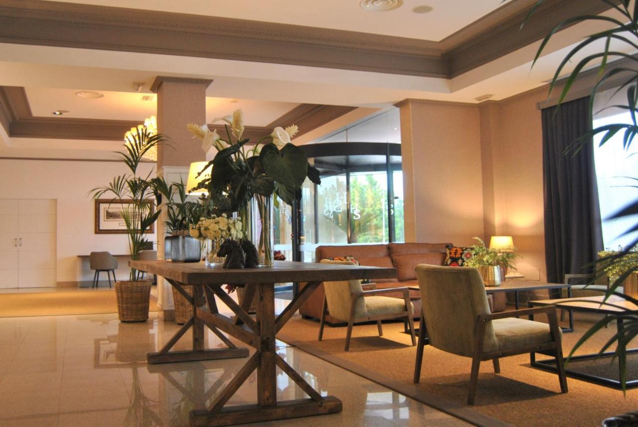 Arva Santiago Leon Hotel Exterior photo